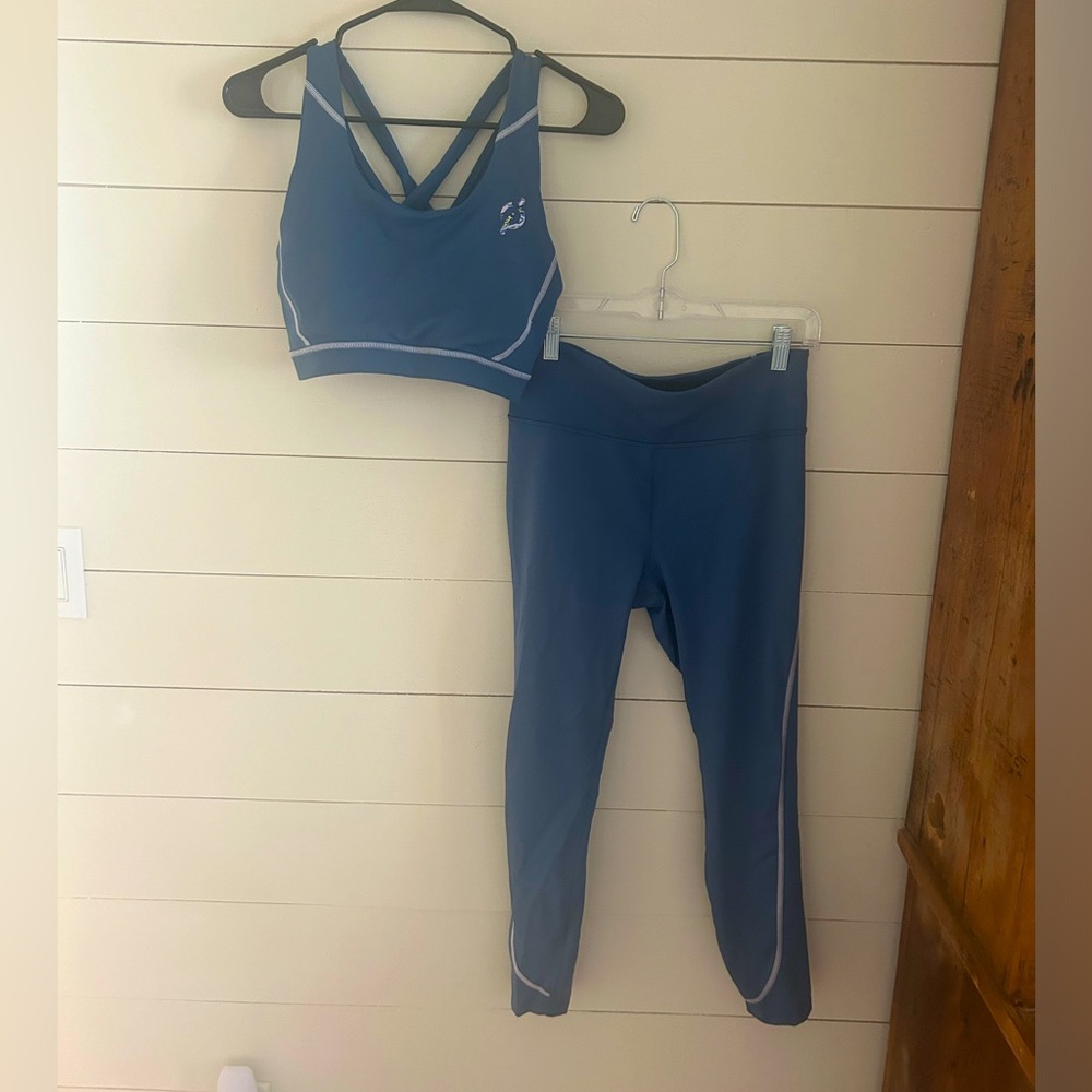 Peloton Move Mission Sportsbra and Leggings